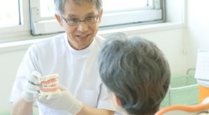 以前の治療法とインプラント治療の違い